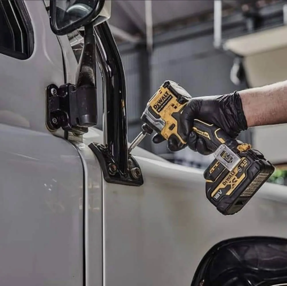 Шурупокрут ударний акумуляторний безщітковий DeWALT DCF850N — фото 5